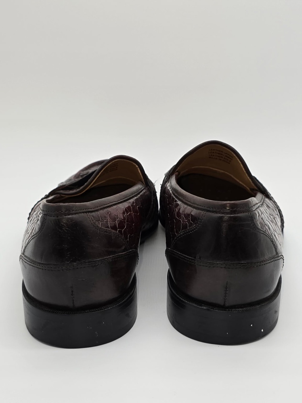 Men's Florsheim Tassel Loafers in Dark Burgundy Croc-Embossed Leather Size 8.5 - Picture 6 of 6